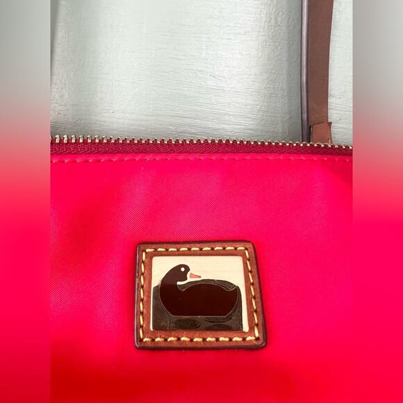 Dooney and Bourke wayfarer tote bag red nylon shoulder bag leather strap fall - Picture 5 of 16